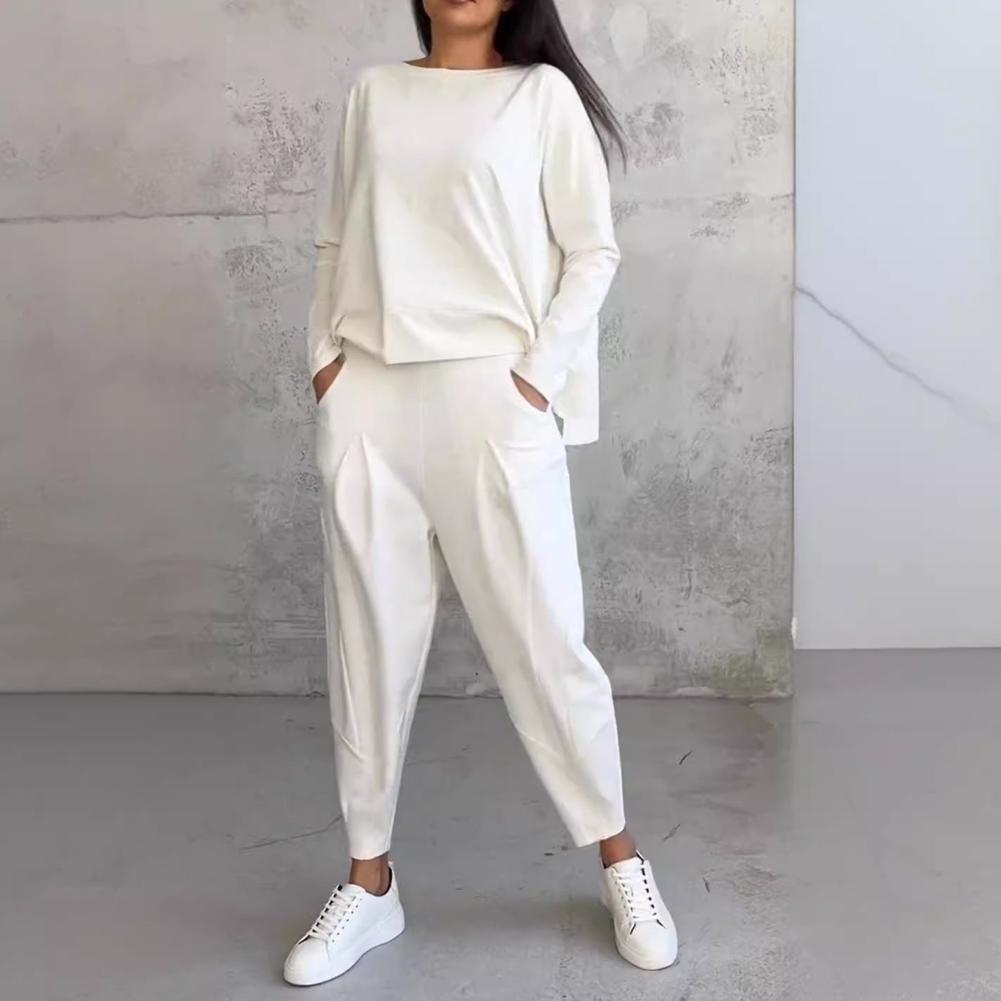 Women's Long-sleeved Sweater Pants Suit