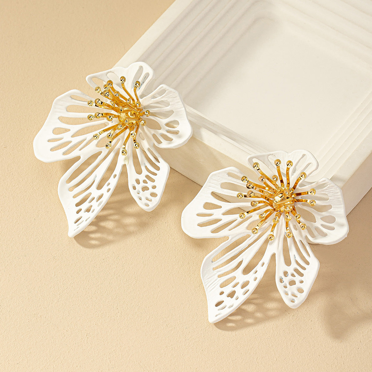 Minimalist Flowers Earrings