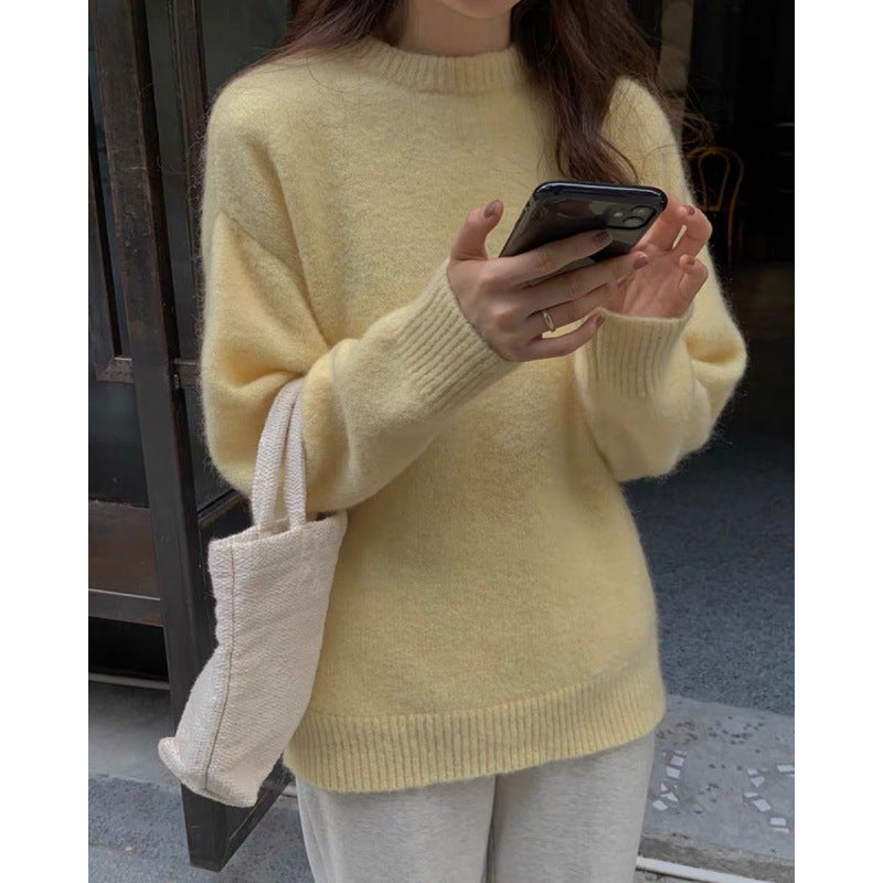 Round Neck Pullover Knitted Sweater