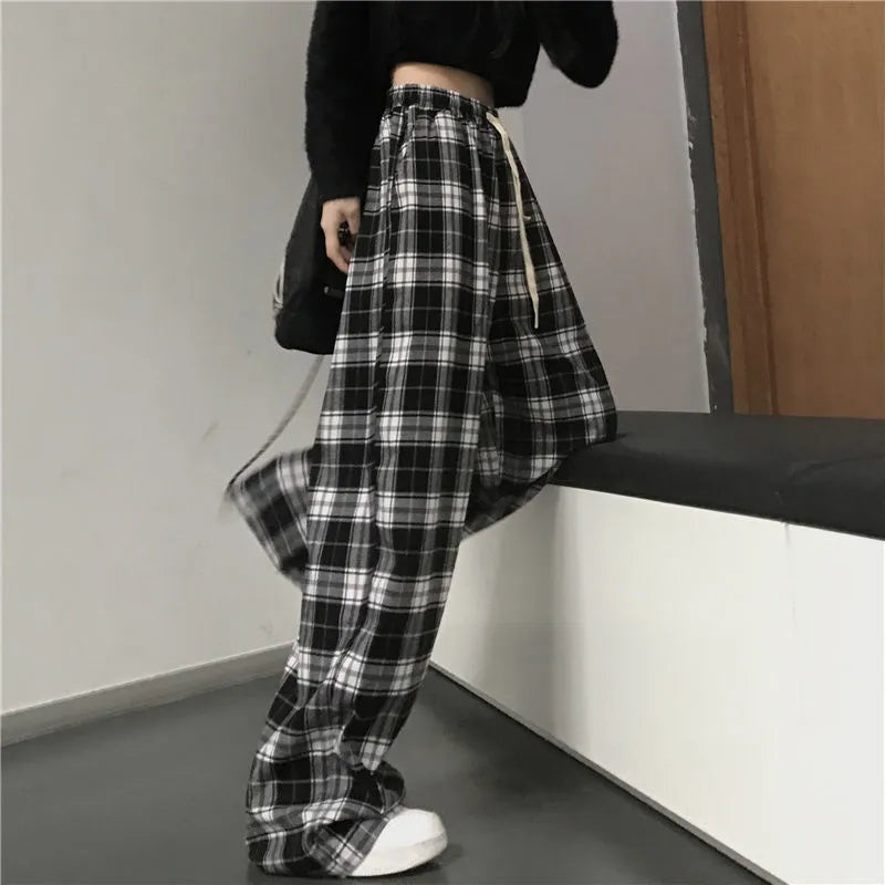 Streetwear Black and White Plaid Pants