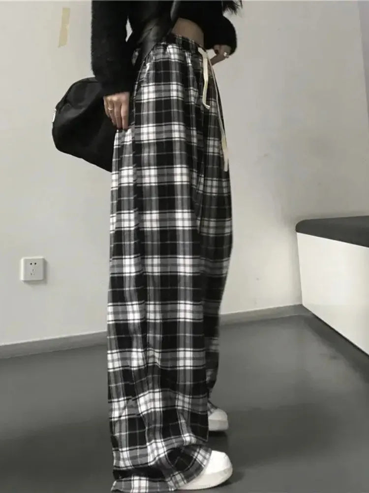 Streetwear Black and White Plaid Pants