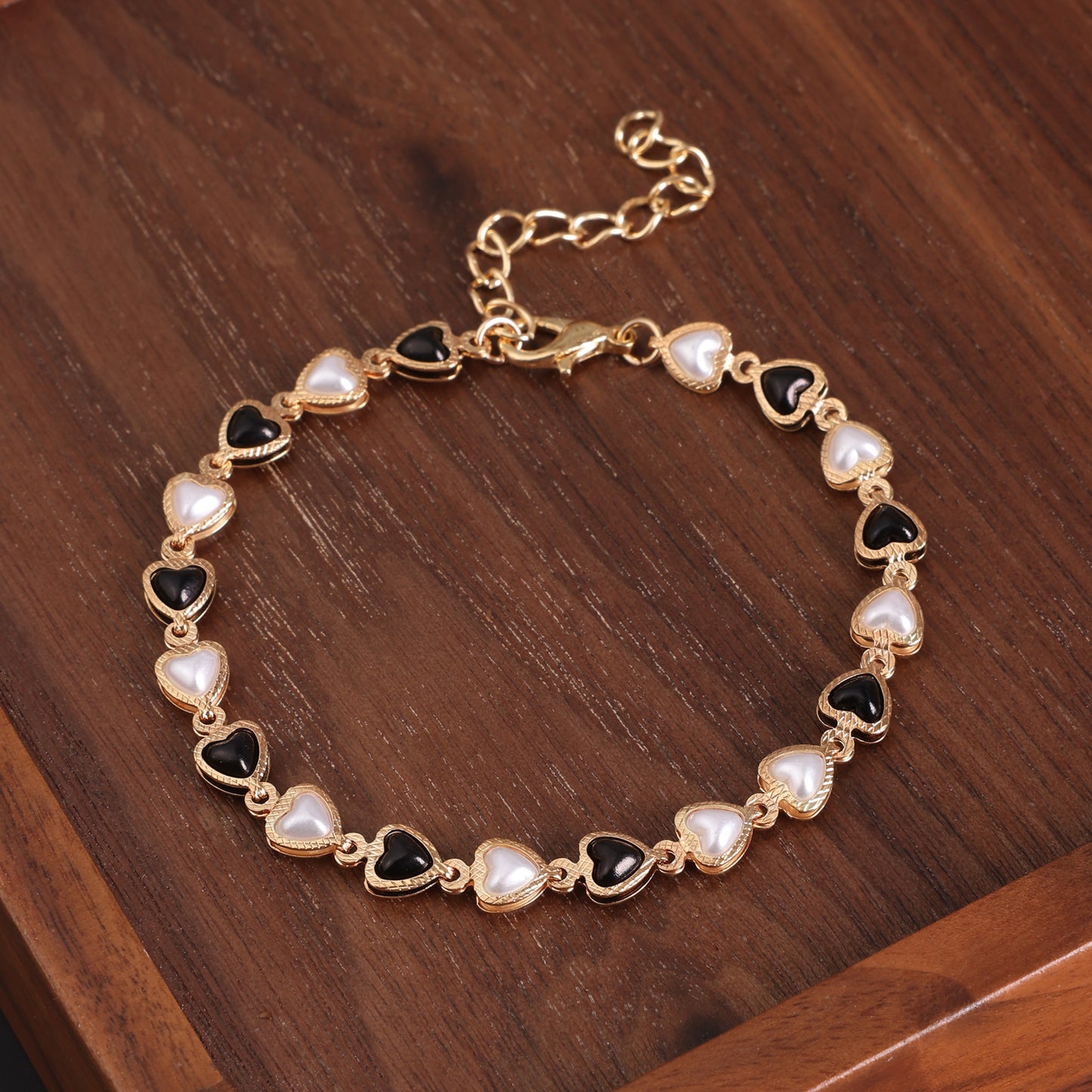 Black And White Pearl Bracelet